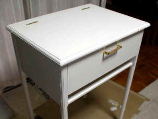 dresser02.jpg (57973 �o�C�g)